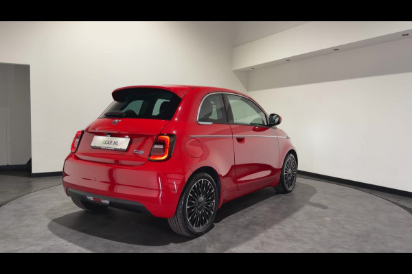 Fiat 500 La Prima 42 kWh | Luxe Leder | ACC | Keyless