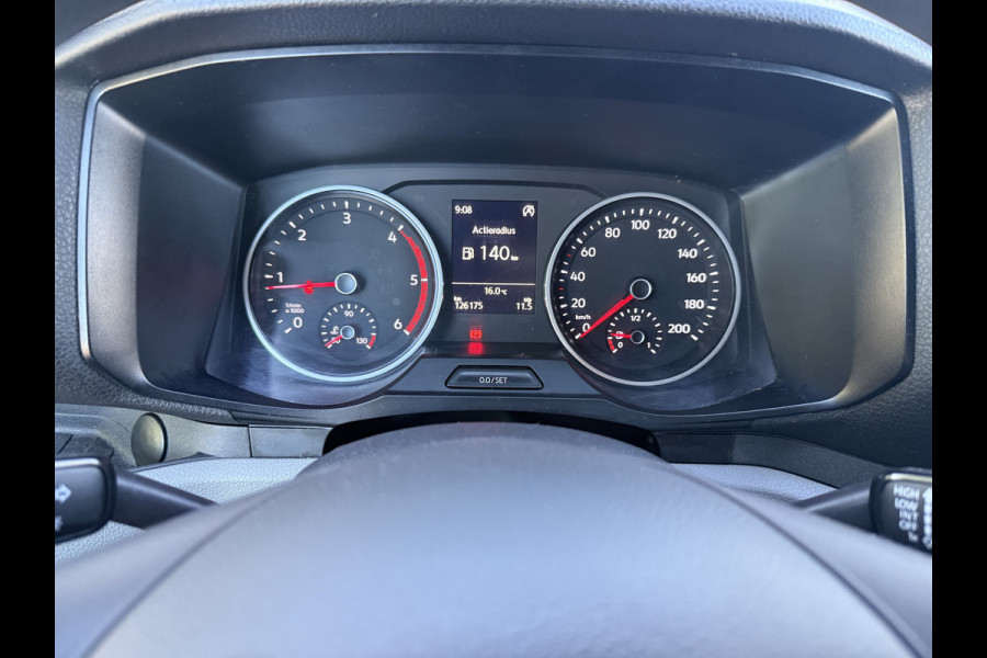 Volkswagen Crafter 35 2.0 TDI 140PK L3H3 | PDC | Airco | Trekhaak 3T