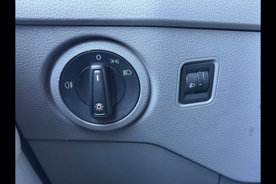 Volkswagen Crafter 35 2.0 TDI 140PK L3H3 | PDC | Airco | Trekhaak 3T