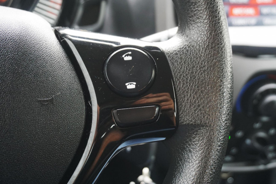 Peugeot 108 1.0 e-VTi Active/CARPLAY/CAMERA/DAB/AIRCO!
