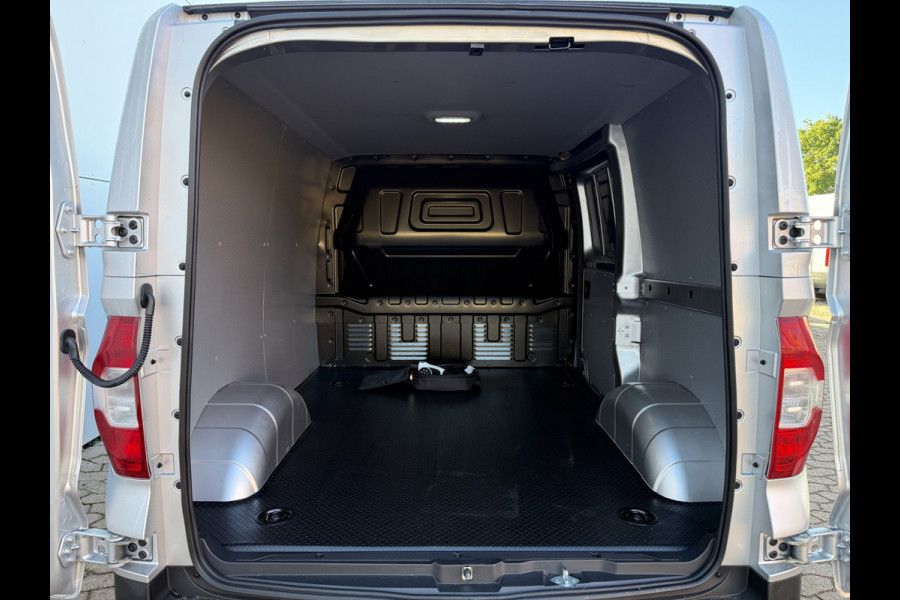 Maxus EDELIVER 3 50kWh 122PK Elektrisch! L1 227km WLTP Cruise control Snelladen Laadkabel Camera Carplay Climtate Control Parkeersensoren achter
