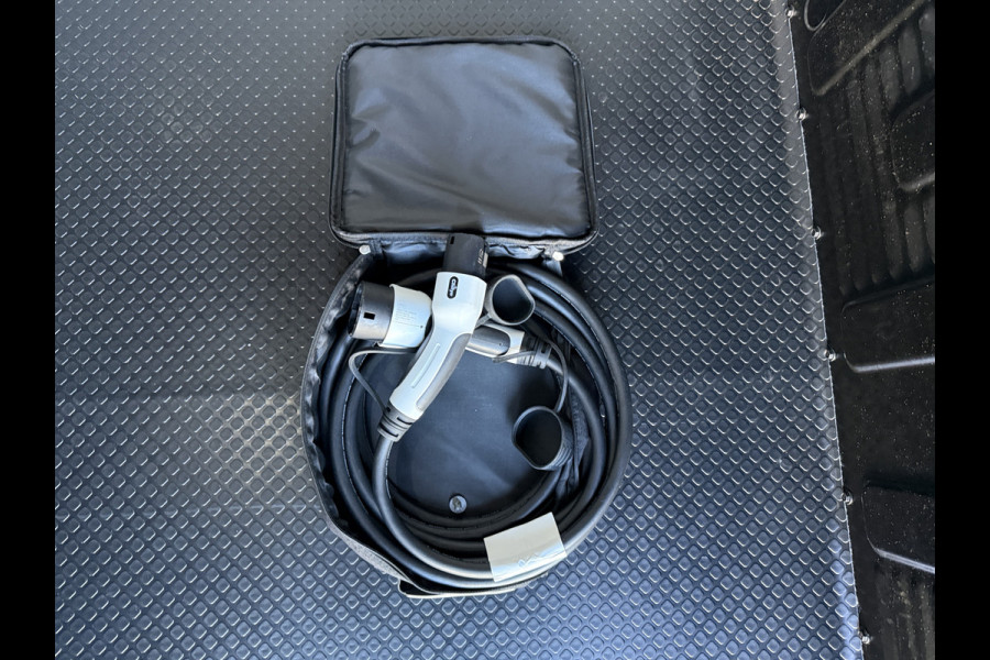 Maxus EDELIVER 3 50kWh 122PK Elektrisch! L1 227km WLTP Cruise control Snelladen Laadkabel Camera Carplay Climtate Control Parkeersensoren achter
