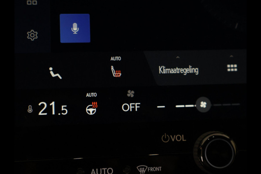 Lexus LBX 1.5 Business Line Bi-Tone 2WD | Dodehoek detectie | Stuur- & Stoelverwarming | Navigatie | Parkeersensoren