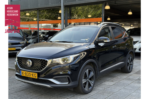 MG Mg Zs BWJ 12-2020 | EV 150PK Luxury 45 kWh | LEER | PANO DAK | STOELVERW | NAVI | CLIMA | CARPLAY | PDC | AD CRUISE |