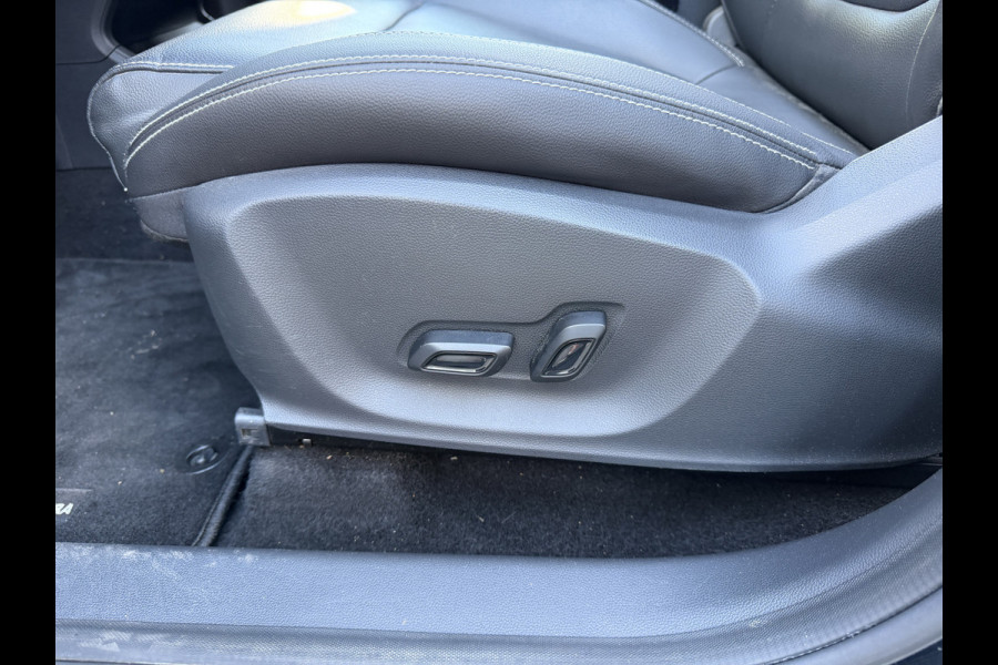 MG Mg Zs BWJ 12-2020 | EV 150PK Luxury 45 kWh SOH 91,7% | LEER | PANO DAK | STOELVERW | NAVI | CLIMA | CARPLAY | PDC | AD CRUISE |