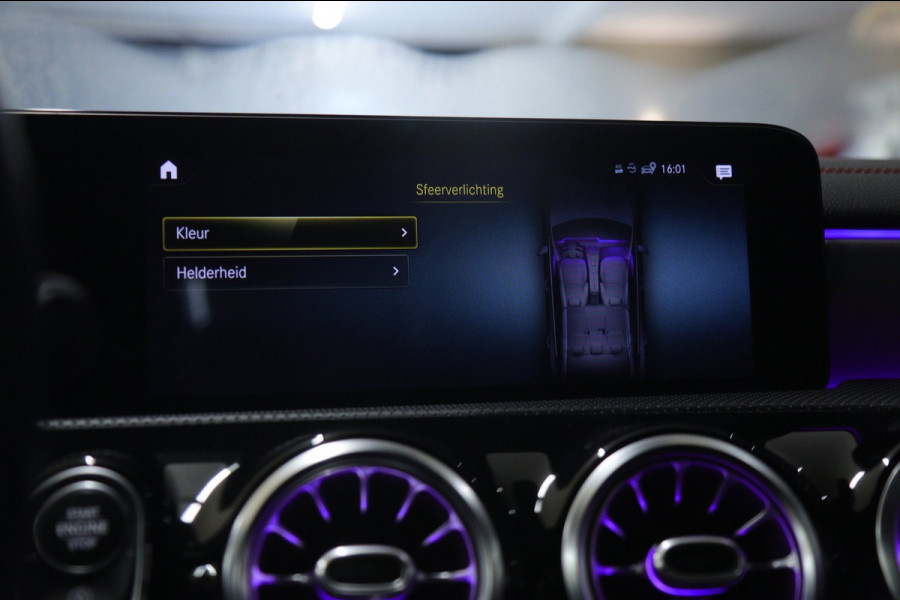 Mercedes-Benz CLA-Klasse 200 Business Solution AMG PANO/CAM/KEYLESS/LANEASSIST/VOL
