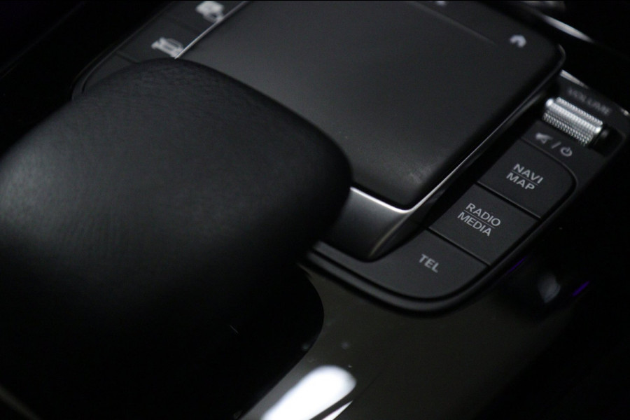 Mercedes-Benz CLA-Klasse 200 Business Solution AMG PANO/CAM/KEYLESS/LANEASSIST/VOL