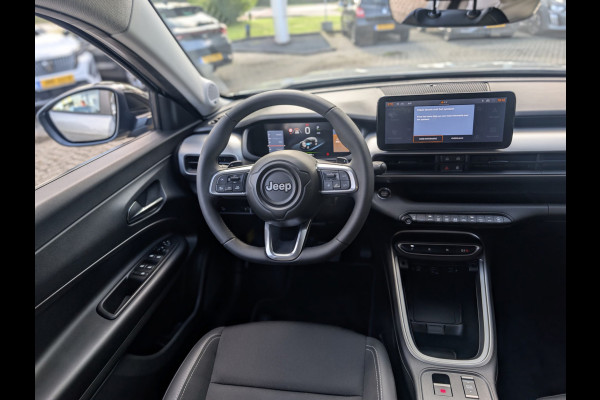 Jeep Avenger 1.2 e-Hybrid Altitude, Rijklaarprijs / 12 mnd Bovag garantie