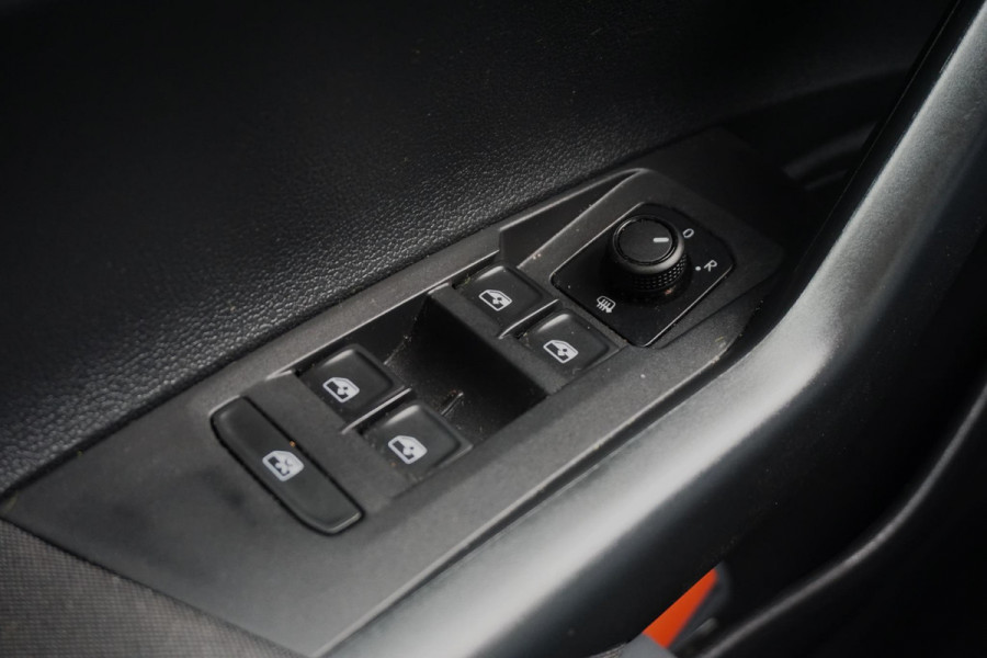 Volkswagen Polo 1.0 TSI Comfortline Business/CARPLAY/AUTOMAAT!
