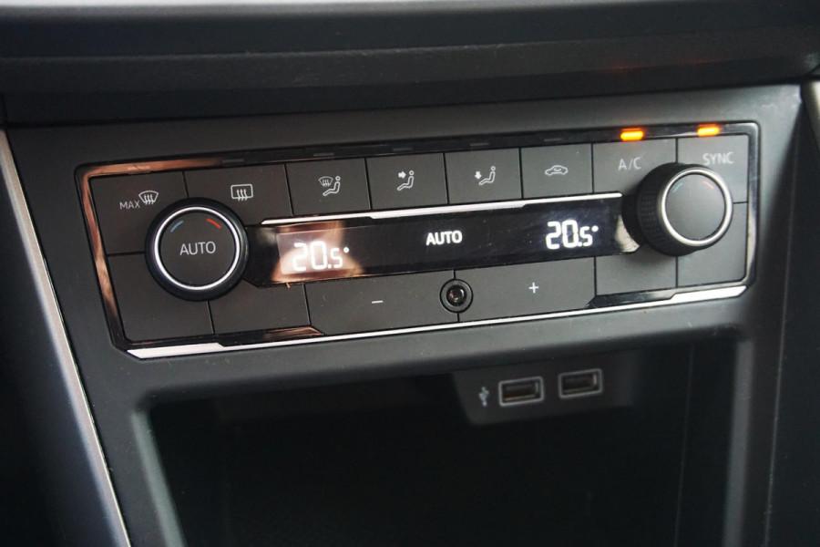 Volkswagen Polo 1.0 TSI Comfortline Business/CARPLAY/AUTOMAAT!