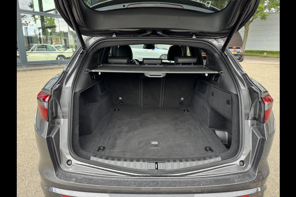 Alfa Romeo Stelvio 2.2 JTD AWD Veloce Automaat | VAN: € 34.900- VOOR: € 32.877,- UW HERFSTVOORDEEL: € 2.023,- | CAMERA| STOEL + STUURVERWARMING + MEMORY| KEY LESS ENTRY | LEDER | ADAPT. CRUISE CONTROL | 12 MND BOVAG GARANTIE