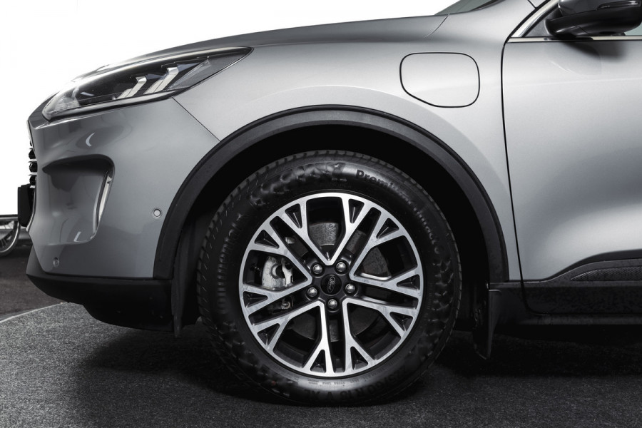 Ford Kuga 2.5 PHEV Titanium | Winterpakket | PDC V+A | Camera V+A | Navi + Carplay | Adapt. Cruise | PDC | Elek. Klep | LM 18" |