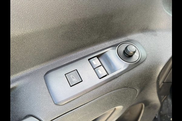 Citroën Berlingo 1.2 PureTech Benzine AUTOMAAT !