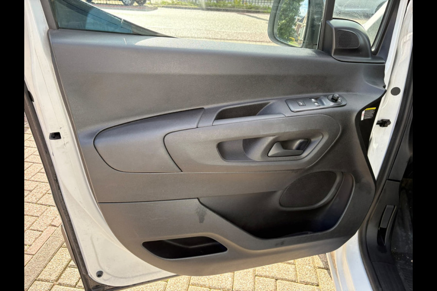 Citroën Berlingo 1.2 PureTech Benzine AUTOMAAT !