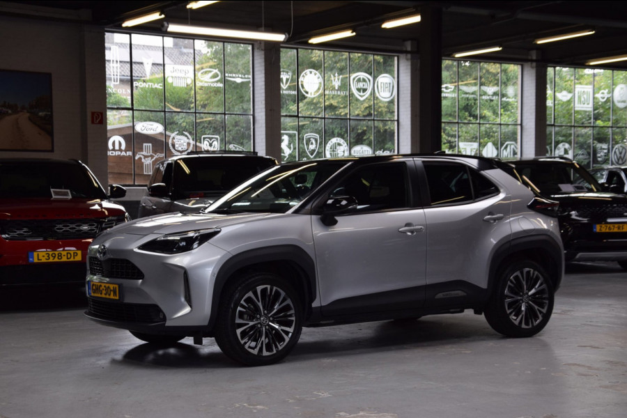 Toyota Yaris Cross 1.5 Hybrid Adventure Bi-Tone Hud Navi|Panoramadak|Garantie|Dealer Onderhouden