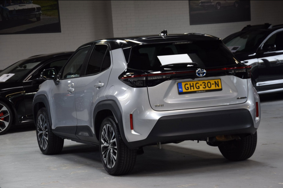 Toyota Yaris Cross 1.5 Hybrid Adventure Bi-Tone Hud Navi|Panoramadak|Garantie|Dealer Onderhouden