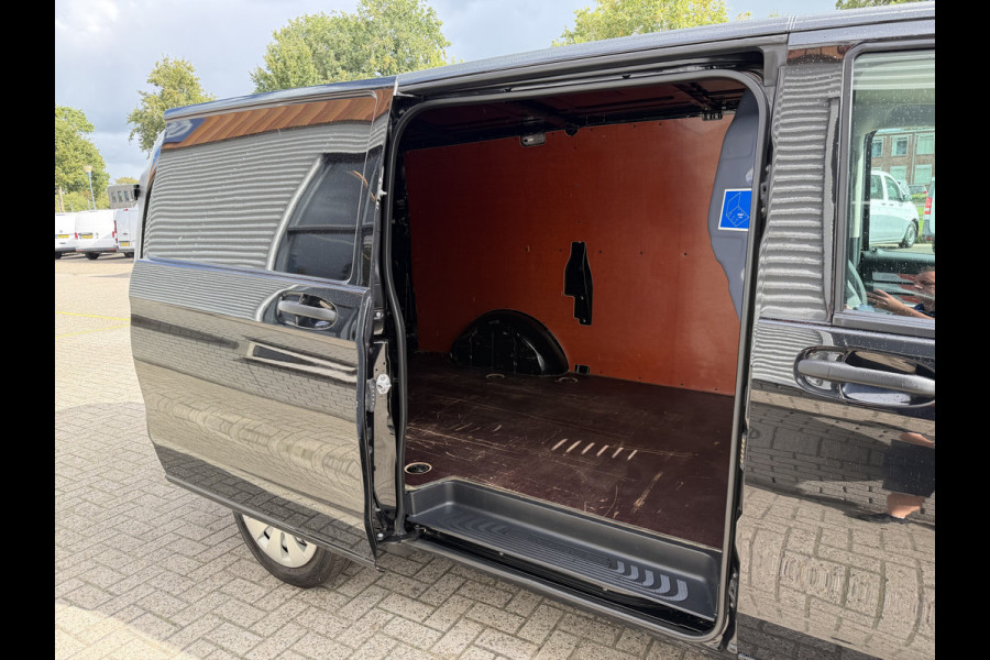 Mercedes-Benz Vito 110 CDI Lang L2H1 / euro 6 / bpm vrij / vaste prijs rijklaar € 16.950 ex btw / lease vanaf € 285 / airco / cruise control / navigatie / achterdeuren / comfort stoelen