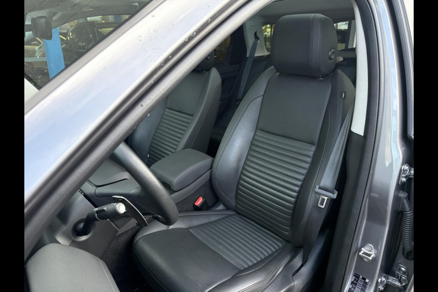 Land Rover Discovery Sport 1.5 P300e PHEV S | Panoramadak | Memoryseat | Stoelverwarming | Camera | Adaptive cruise control | Dodehoekdetectie
