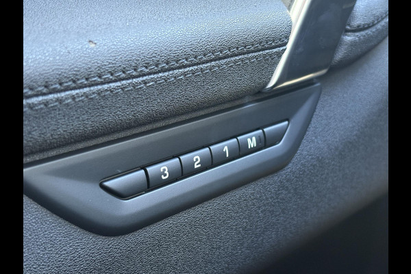 Land Rover Discovery Sport 1.5 P300e PHEV S | Panoramadak | Memoryseat | Stoelverwarming | Camera | Adaptive cruise control | Dodehoekdetectie