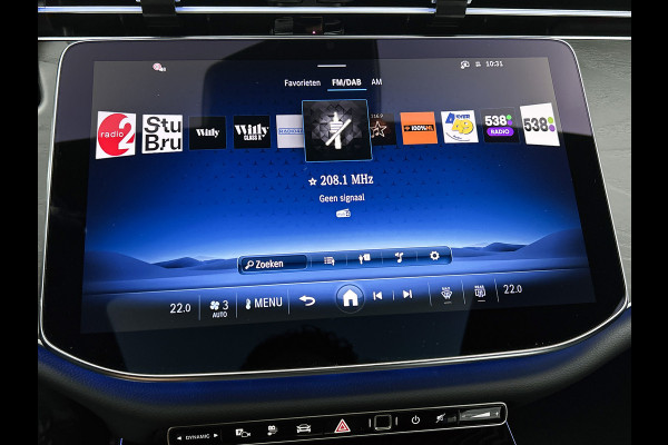 Mercedes-Benz E-Klasse Estate 300 e Business Solution AMG | Winterpakket | Nightpakket | Comfortpakket Plus | Trekhaak | Panoramaschuifdak | 360° camera | 20-inch multispaak AMG velgen |