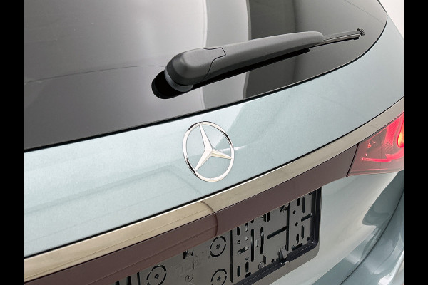Mercedes-Benz E-Klasse Estate 300 e Business Solution AMG | Winterpakket | Nightpakket | Comfortpakket Plus | Trekhaak | Panoramaschuifdak | 360° camera | 20-inch multispaak AMG velgen |