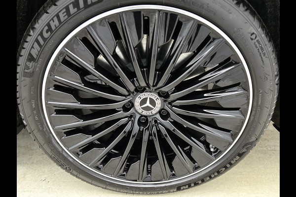 Mercedes-Benz E-Klasse Estate 300 e Business Solution AMG | Winterpakket | Nightpakket | Comfortpakket Plus | Trekhaak | Panoramaschuifdak | 360° camera | 20-inch multispaak AMG velgen |