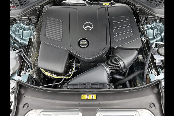 Mercedes-Benz E-Klasse Estate 300 e Business Solution AMG | Winterpakket | Nightpakket | Comfortpakket Plus | Trekhaak | Panoramaschuifdak | 360° camera | 20-inch multispaak AMG velgen |
