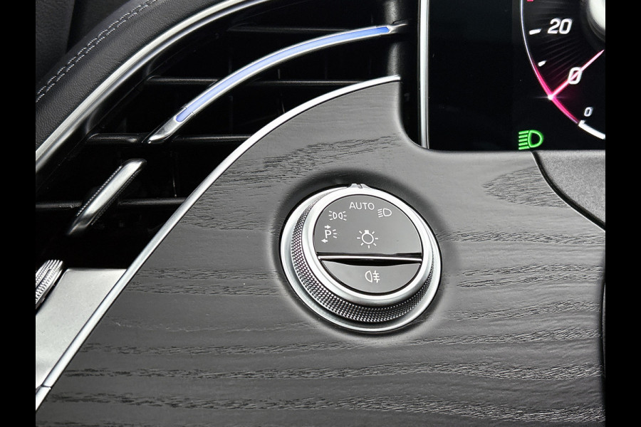 Mercedes-Benz E-Klasse Estate 300 e Business Solution AMG | Winterpakket | Nightpakket | Comfortpakket Plus | Trekhaak | Panoramaschuifdak | 360° camera | 20-inch multispaak AMG velgen |