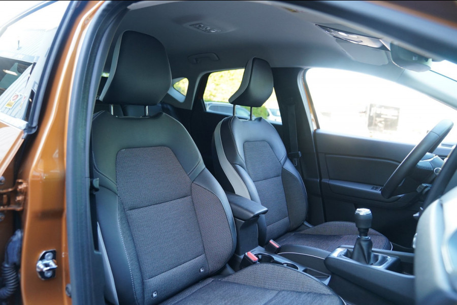 Renault Captur 1.0 TCe 90 Zen|Prijs rijklaar incl. 12 mnd garantie| LMV Camera PDC Trekhaak Airco Cruise