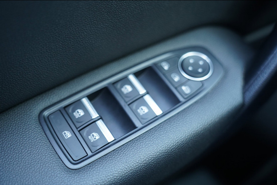 Renault Captur 1.0 TCe 90 Zen|Prijs rijklaar incl. 12 mnd garantie| LMV Camera PDC Trekhaak Airco Cruise