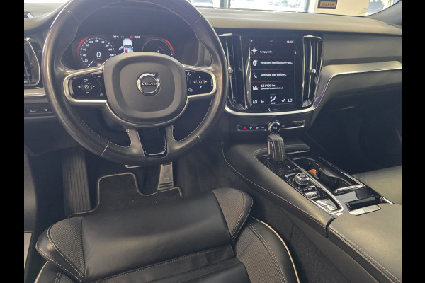 Volvo S60 2.0 Recharge T8 AWD R-Design Plug-in hybrid – 390 pk – Pano – Leder