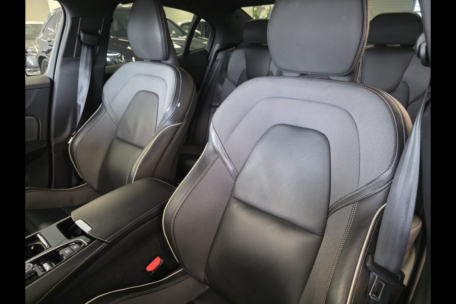 Volvo S60 2.0 Recharge T8 AWD R-Design Plug-in hybrid – 390 pk – Pano – Leder