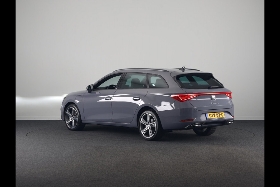 Seat Leon Sportstourer 1.5 TSI e-Hybrid FR PHEV First Edition 204 pk Automaat | Verlengde garantie | Navigatie | Parkeersensoren | Achteruitrijcamera | Autom. airco (3 zones) |