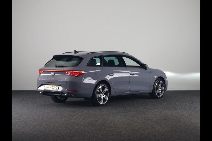 Seat Leon Sportstourer 1.5 TSI e-Hybrid FR PHEV First Edition 204 pk Automaat | Verlengde garantie | Navigatie | Parkeersensoren | Achteruitrijcamera | Autom. airco (3 zones) |