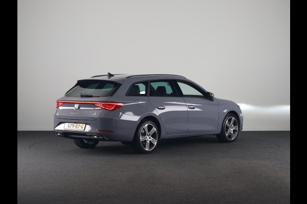 Seat Leon Sportstourer 1.5 TSI e-Hybrid FR PHEV First Edition 204 pk Automaat | Verlengde garantie | Navigatie | Parkeersensoren | Achteruitrijcamera | Autom. airco (3 zones) |