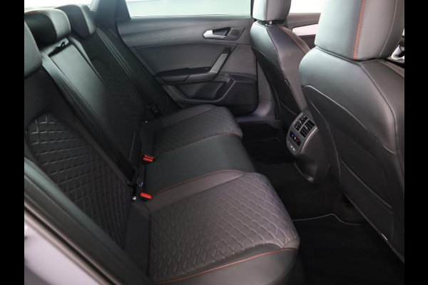 Seat Leon Sportstourer 1.5 TSI e-Hybrid FR PHEV First Edition 204 pk Automaat | Verlengde garantie | Navigatie | Parkeersensoren | Achteruitrijcamera | Autom. airco (3 zones) |