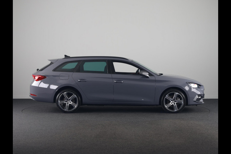 Seat Leon Sportstourer 1.5 TSI e-Hybrid FR PHEV First Edition 204 pk Automaat | Verlengde garantie | Navigatie | Parkeersensoren | Achteruitrijcamera | Autom. airco (3 zones) |