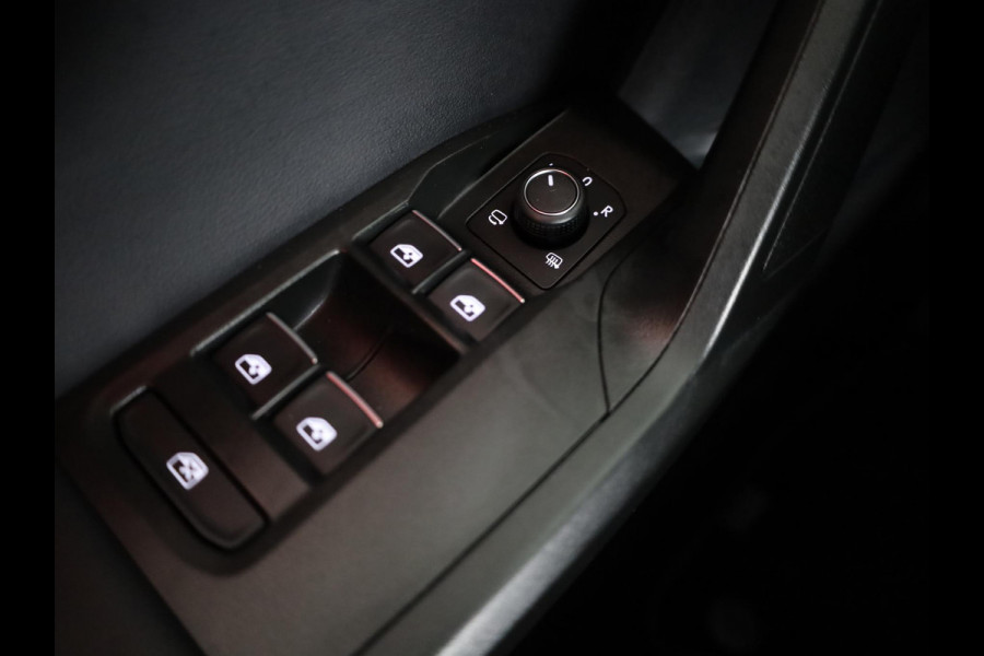 Seat Leon Sportstourer 1.5 TSI e-Hybrid FR PHEV First Edition 204 pk Automaat | Verlengde garantie | Navigatie | Parkeersensoren | Achteruitrijcamera | Autom. airco (3 zones) |