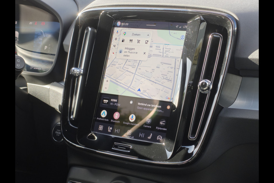 Volvo XC40 B4 198PK Plus Dark | BIIS | Trekhaak | H&K | Camera Achter | PDC V+A | ACC |