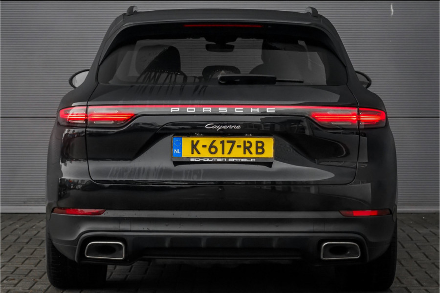 Porsche Cayenne 3.0 E-Hybrid Pano Camera 360° Sport Chrono Luchtvering
