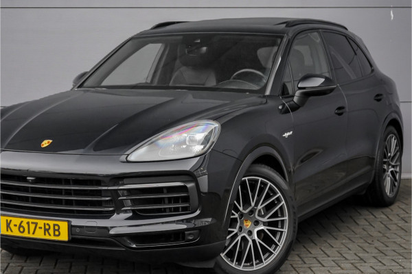 Porsche Cayenne 3.0 E-Hybrid Pano Camera 360° Sport Chrono Luchtvering