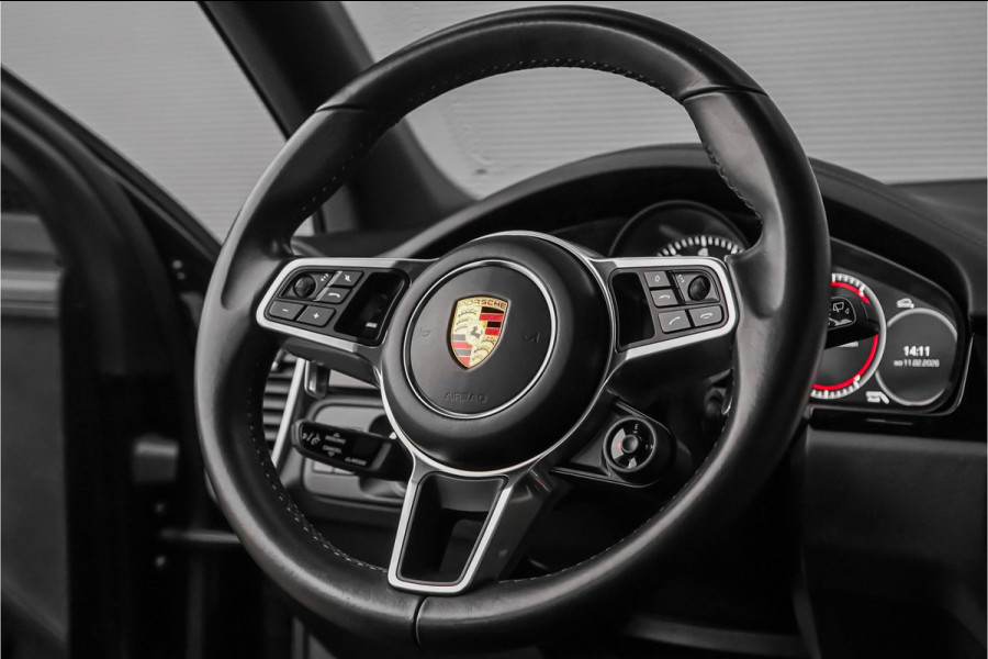Porsche Cayenne 3.0 E-Hybrid Pano Camera 360° Sport Chrono Luchtvering