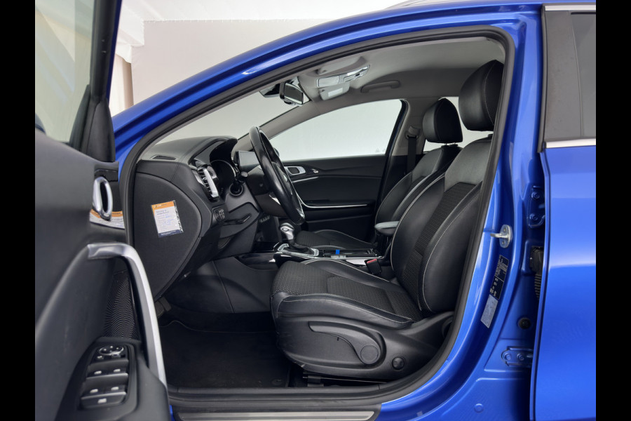 Kia Xceed 1.6 GDi PHEV DynamicPlusLine (Plug-In) {SoH-97%} (INCL-BTW ) Aut.*LEATHER-FABRIC | FULL-LED | KEYLESS | NAVI-FULLMAP | HEATED-SPORTSEATS | CAMERA | DAB | LANE-ASSIST | CRUISE | PRIVACY-GLASS | 16''ALU*