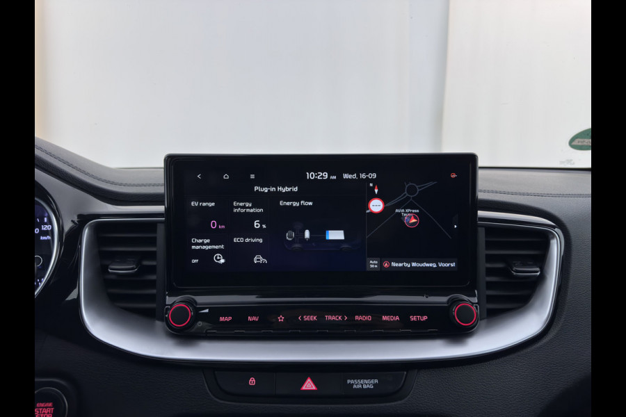 Kia Xceed 1.6 GDi PHEV DynamicPlusLine (Plug-In) {SoH-97%} (INCL-BTW ) Aut.*LEATHER-FABRIC | FULL-LED | KEYLESS | NAVI-FULLMAP | HEATED-SPORTSEATS | CAMERA | DAB | LANE-ASSIST | CRUISE | PRIVACY-GLASS | 16''ALU*