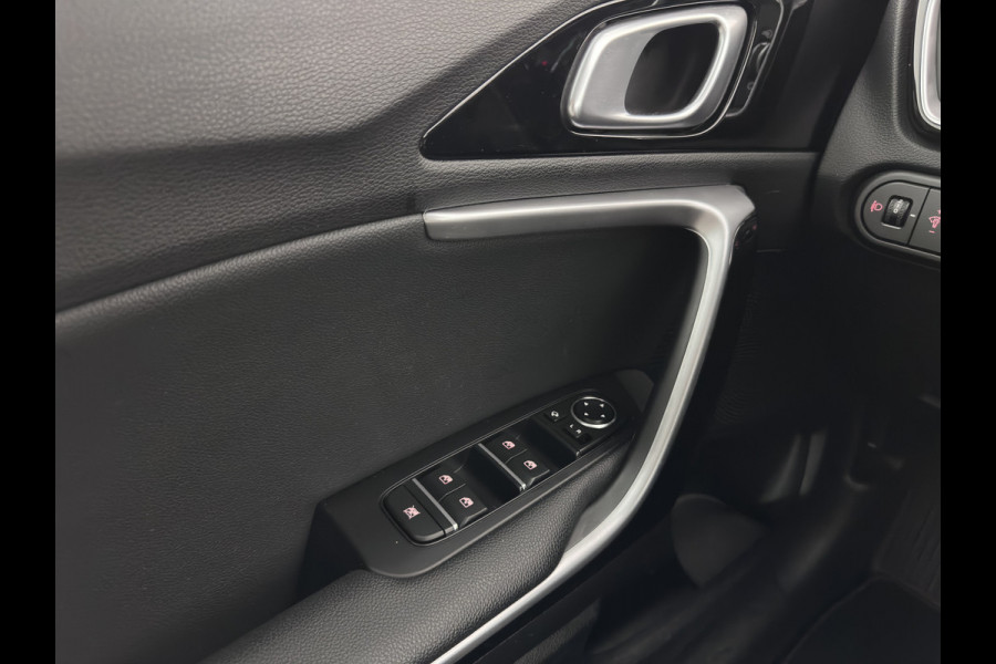 Kia Xceed 1.6 GDi PHEV DynamicPlusLine (Plug-In) {SoH-97%} (INCL-BTW ) Aut.*LEATHER-FABRIC | FULL-LED | KEYLESS | NAVI-FULLMAP | HEATED-SPORTSEATS | CAMERA | DAB | LANE-ASSIST | CRUISE | PRIVACY-GLASS | 16''ALU*