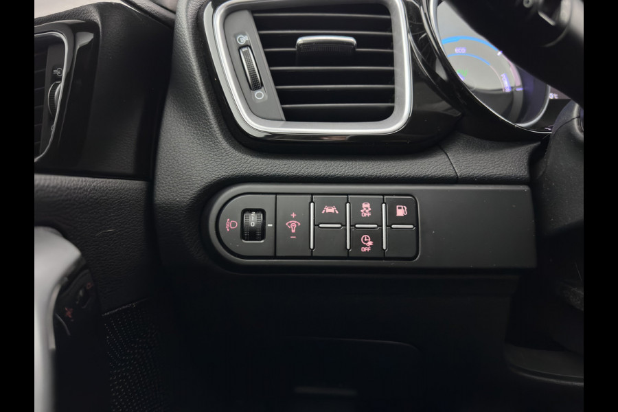 Kia Xceed 1.6 GDi PHEV DynamicPlusLine (Plug-In) {SoH-97%} (INCL-BTW ) Aut.*LEATHER-FABRIC | FULL-LED | KEYLESS | NAVI-FULLMAP | HEATED-SPORTSEATS | CAMERA | DAB | LANE-ASSIST | CRUISE | PRIVACY-GLASS | 16''ALU*
