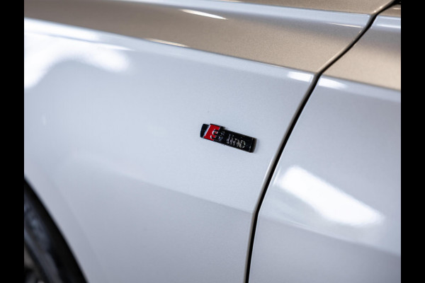 Audi A6 Avant 50 TFSI e quattro S-Line edition Competition / 299pk / SOH 98% / Maxton / Matrix LED / Sfeerverlichting / Elektrische stoelverstelling met geheugen /