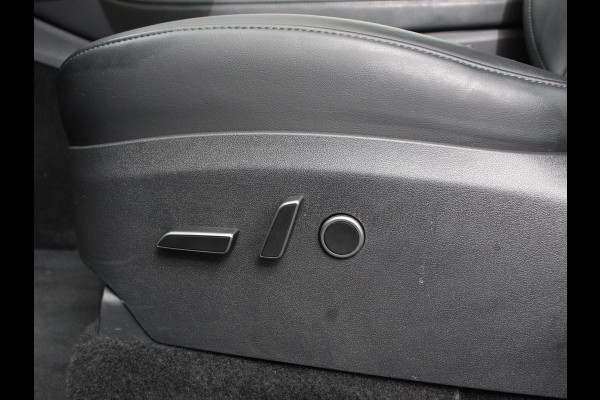 Tesla Model Y Long Range AWD 75 kWh Climate control Adaptieve cruise control Achteruitrijcamera Panoramadak Keyless Stuurverwarming Stoelverwarming LED Navigatie Parkeersensoren
