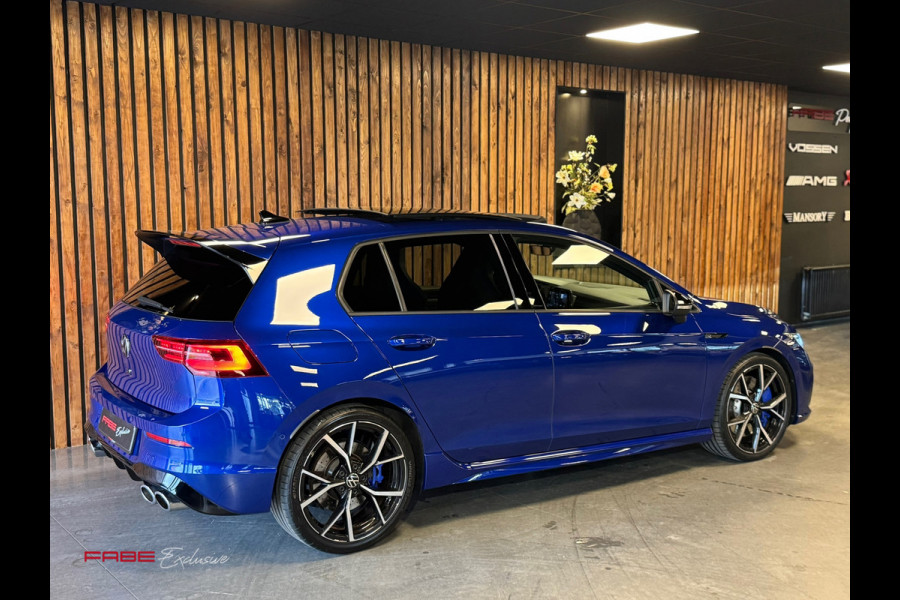 Volkswagen Golf 2.0 TSI R 4Motion / H/K / IQ Lights / HUD / Pano / Camera / Stuurverwarming