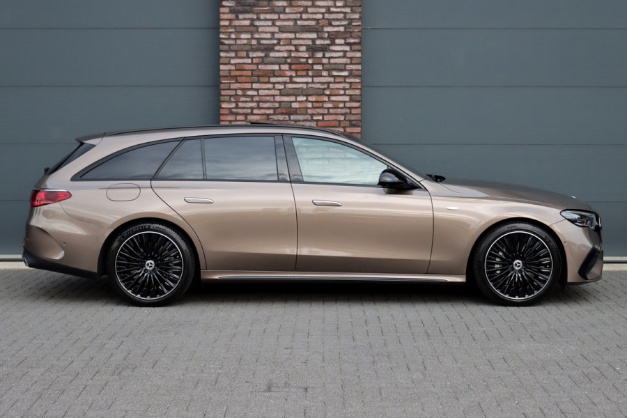 Mercedes-Benz E-Klasse Estate 300 e AMG Line | Hyperscreen | Distronic+ | HUD | 3D-Display | Panoramadak | Burmester | Surround Camera | Trekhaak | Keyless Go |